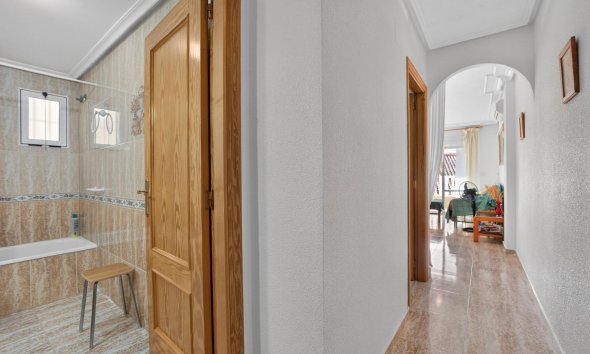 Resale - Apartment - Torrevieja - Playa de los locos