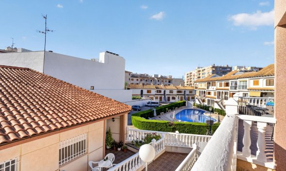 Resale - Apartment - Torrevieja - Playa de los locos