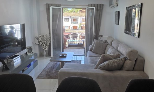 Resale - Apartment - Orihuela Costa - Villamartín