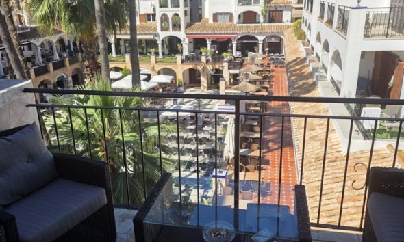 Resale - Apartment - Orihuela Costa - Villamartín