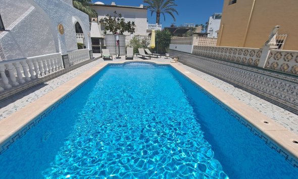 Resale - Villa - San Miguel de Salinas - BLUE LAGOON