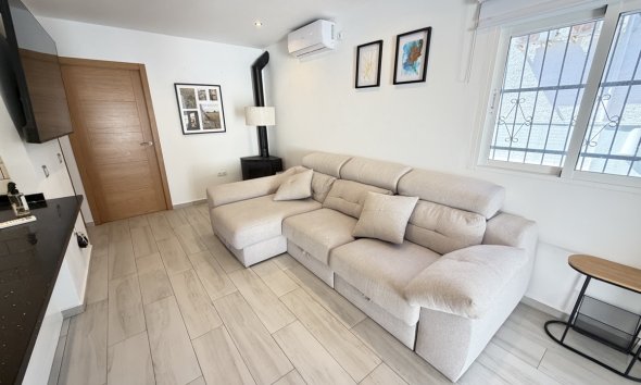 Resale - Villa - Orihuela Costa - Blue Lagoon