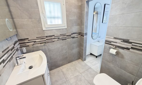Resale - Villa - Orihuela Costa - Blue Lagoon
