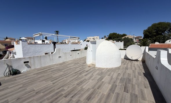 Resale - Villa - Orihuela Costa - Blue Lagoon