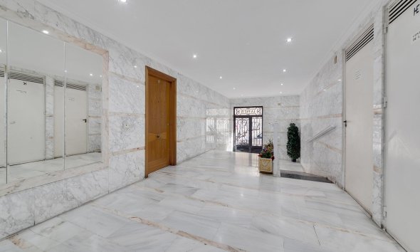 Resale - Apartment - Torrevieja - Costa Blanca South