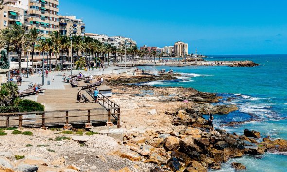 Resale - Apartment - Torrevieja - Costa Blanca South