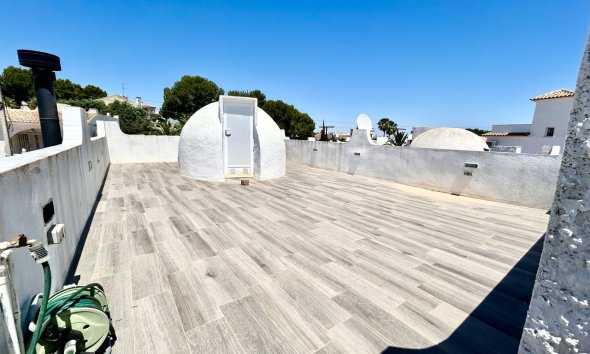 Resale - Villa - Orihuela Costa - Villamartín