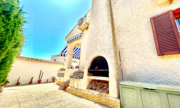 Resale - Villa - Orihuela Costa - La Zenia