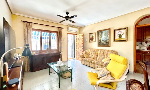 Resale - Villa - Orihuela Costa - La Zenia