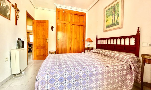 Resale - Villa - Orihuela Costa - La Zenia