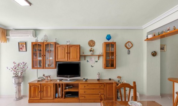Resale - Apartment - Torrevieja - Playa del cura