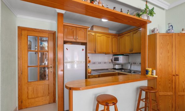Resale - Apartment - Torrevieja - Playa del cura