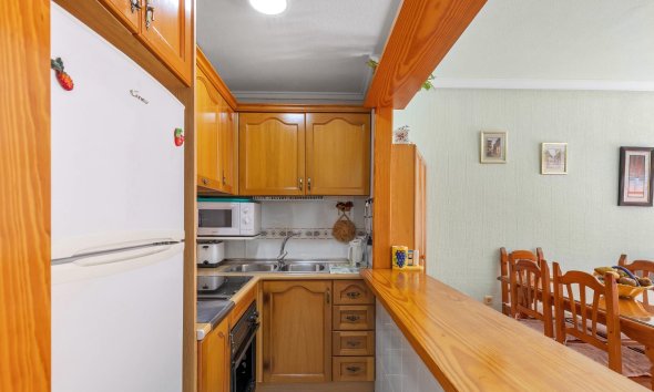 Resale - Apartment - Torrevieja - Playa del cura