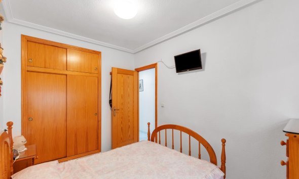Resale - Apartment - Torrevieja - Playa del cura