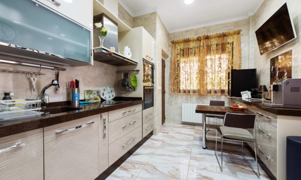 Resale - Villa - Orihuela Costa - Campoamor