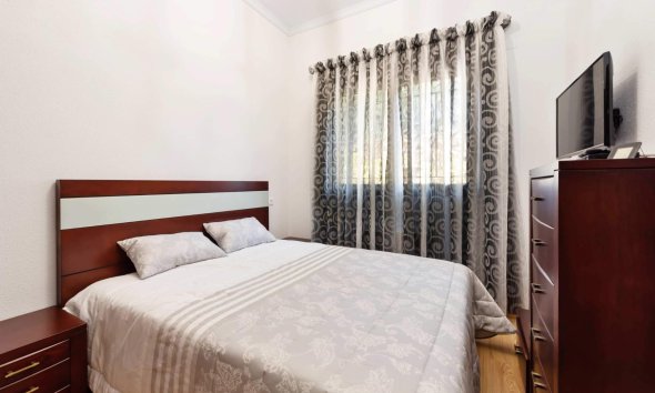 Resale - Villa - Orihuela Costa - Campoamor