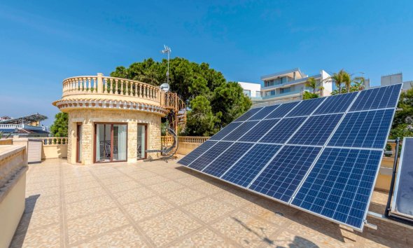 Resale - Villa - Orihuela Costa - Campoamor