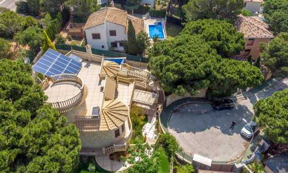 Resale - Villa - Orihuela Costa - Campoamor