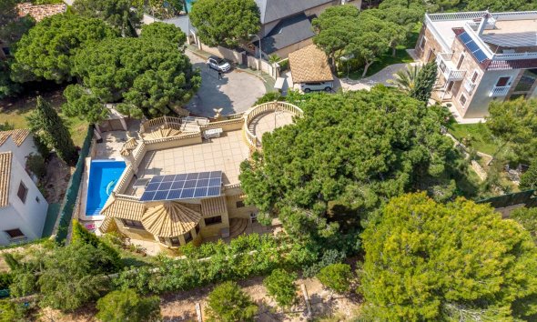 Resale - Villa - Orihuela Costa - Campoamor