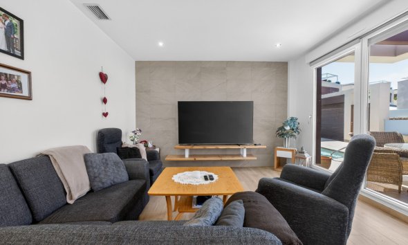 Resale - Villa - Ciudad Quesada - Alicante