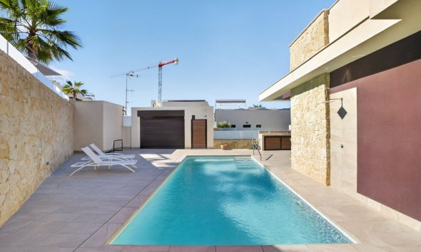 Resale - Villa - Ciudad Quesada - Alicante