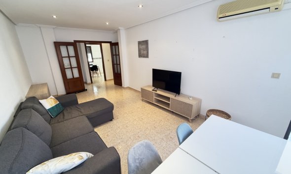 Rynek Wtórny - Apartament / Duplex - San Miguel de Salinas