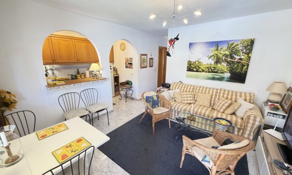Resale - Apartment - Orihuela Costa - Villamartín