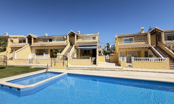 Resale - Apartment - Orihuela Costa - Villamartín
