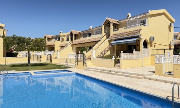 Resale - Apartment - Orihuela Costa - Villamartín