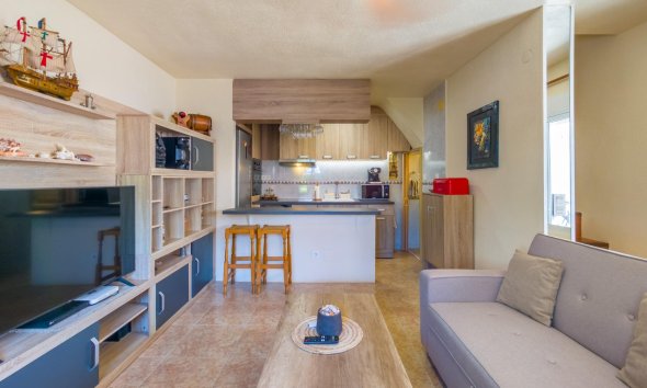 Resale - Terraced house / Townhouse - Torrevieja - Nueva Torrevieja