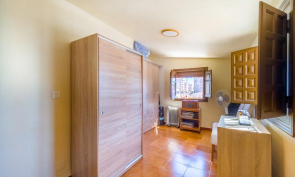 Resale - Terraced house / Townhouse - Torrevieja - Nueva Torrevieja