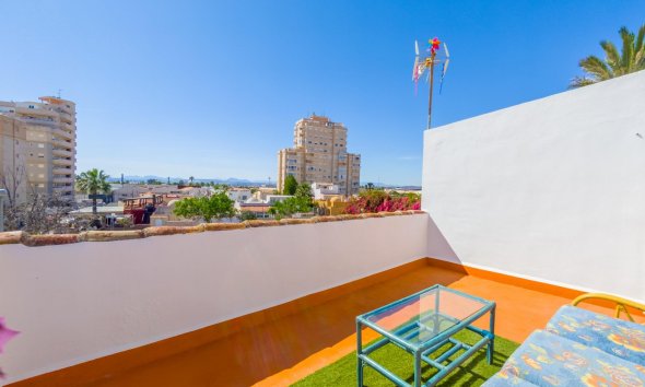 Resale - Terraced house / Townhouse - Torrevieja - Nueva Torrevieja