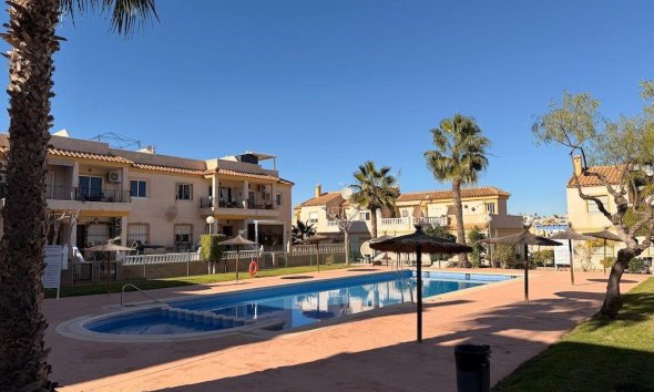 Rynek Wtórny - Bungalow / Domek parterowy - Orihuela Costa - Las Filipinas