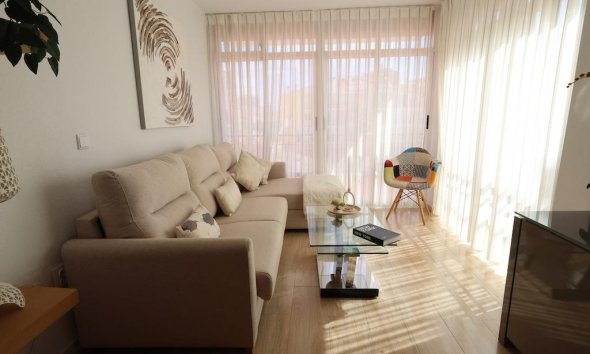 Resale - Apartment - Torrevieja - La Veleta
