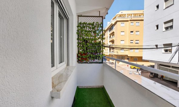 Resale - Apartment - Torrevieja - Centro