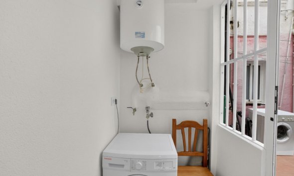 Resale - Apartment - Torrevieja - Centro