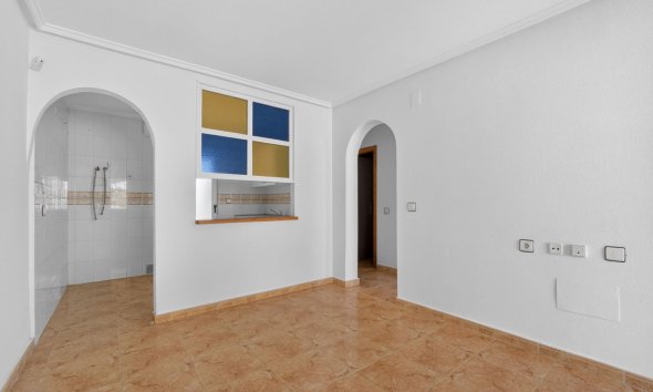 Resale - Apartment - Torrevieja - El limonar