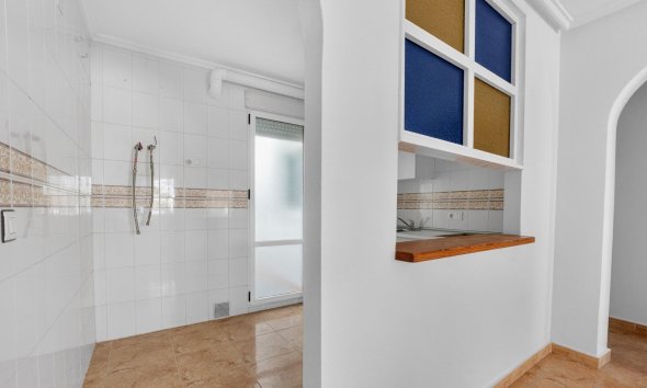 Resale - Apartment - Torrevieja - El limonar