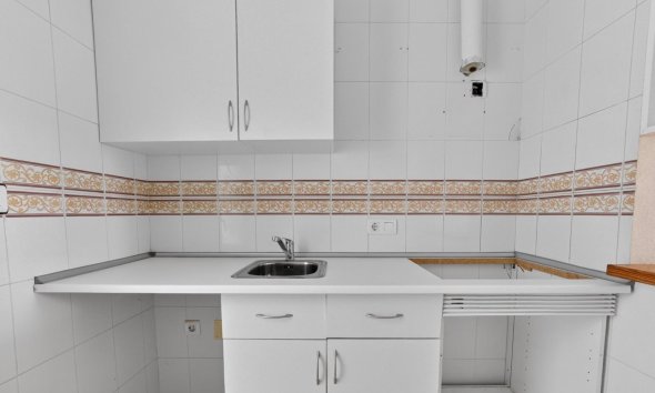 Resale - Apartment - Torrevieja - El limonar