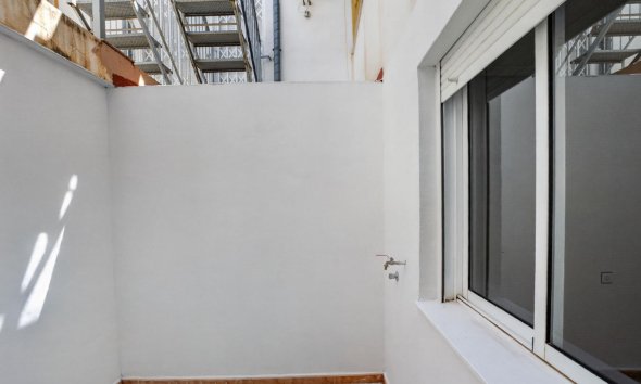 Resale - Apartment - Torrevieja - El limonar