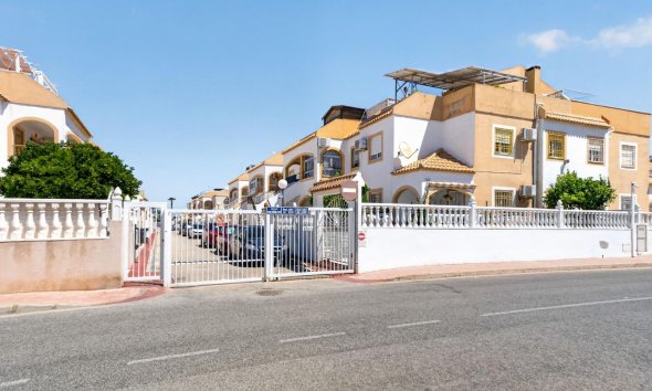 Resale - Apartment - Torrevieja - El limonar