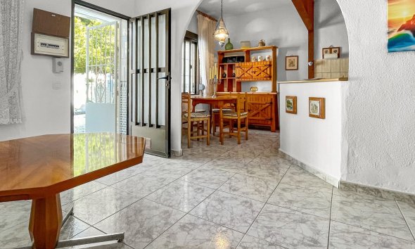 Reventa - Adosado - Torrevieja - La Siesta - El Salado -  Torreta