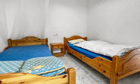 Reventa - Adosado - Torrevieja - La Siesta - El Salado -  Torreta
