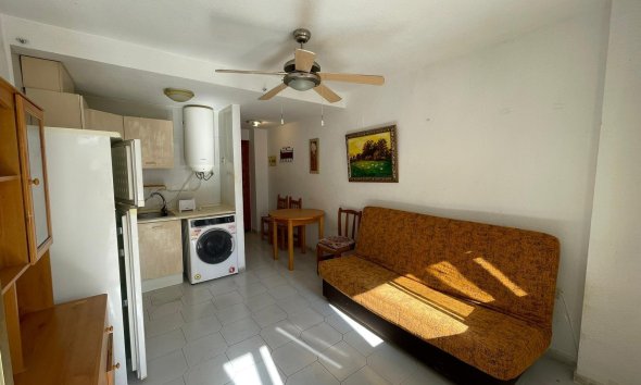 Resale - Apartment - Torrevieja - Centro
