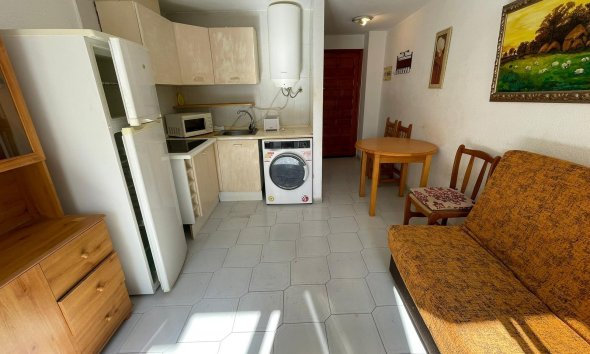 Resale - Apartment - Torrevieja - Centro