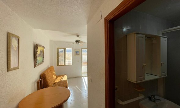 Resale - Apartment - Torrevieja - Centro