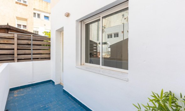 Reventa - Apartamento - Torrevieja - Puerto Deportivo
