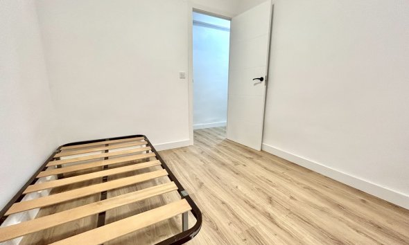 Reventa - Apartamento / Dúplex - Torrevieja