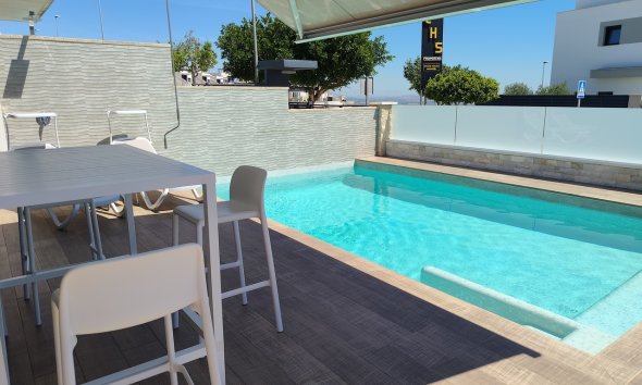 Reventa - Villa - San Miguel de Salinas