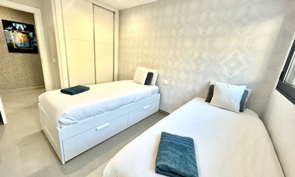 Reventa - Villa - Torrevieja - Los Balcones